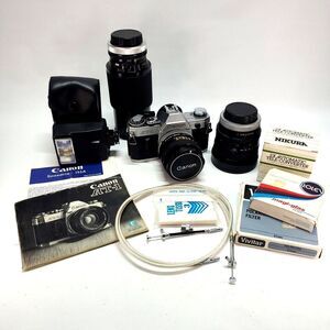 CANON AT-1 SLR 35mm Film Camera with Zoom Lens. Vintage